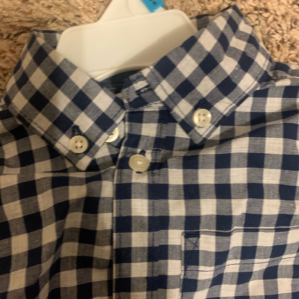Baby Boy Carter’s button down - Picture 6 of 11